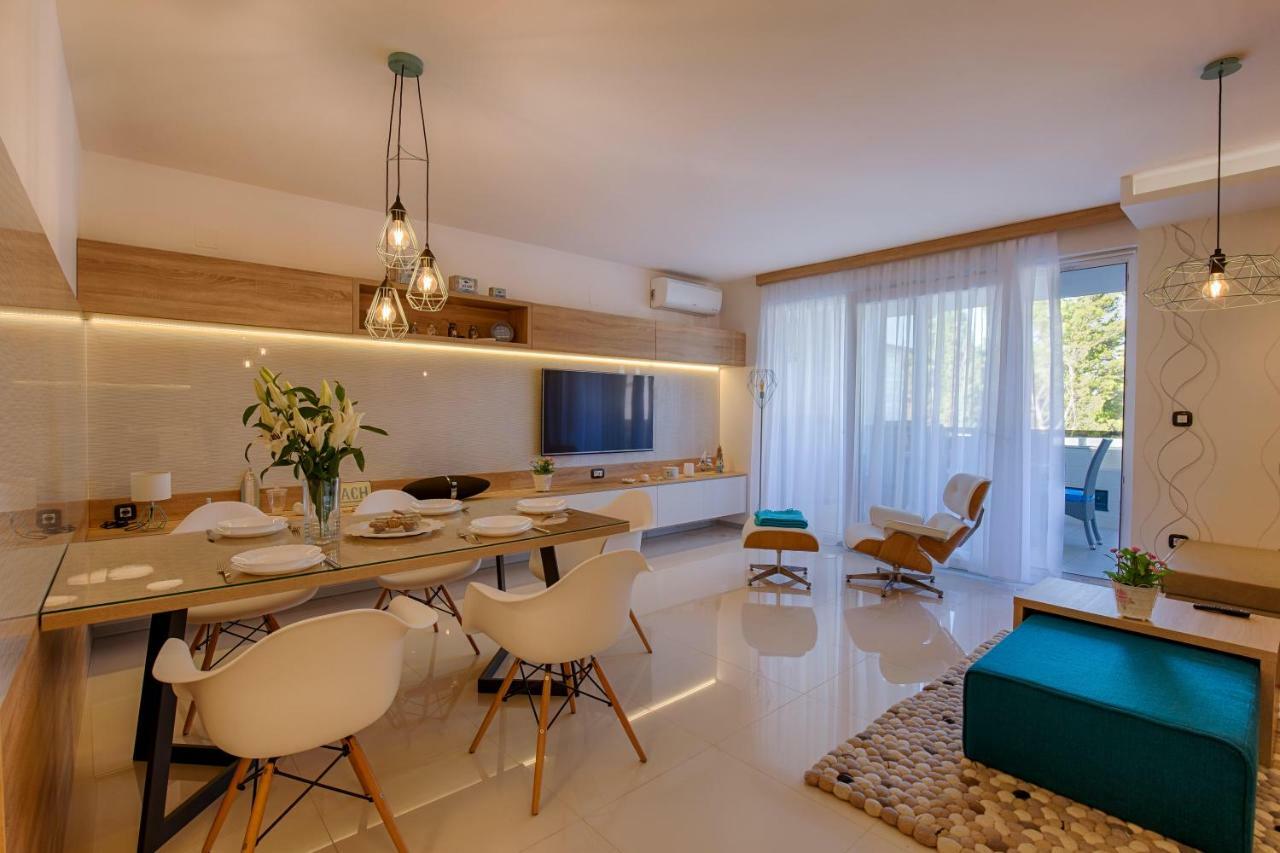 קרק Deluxe New Apartments - Few Steps From The Beach - Luxury Holiday With Style - By Traveler Tourist Agency Krk מראה חיצוני תמונה